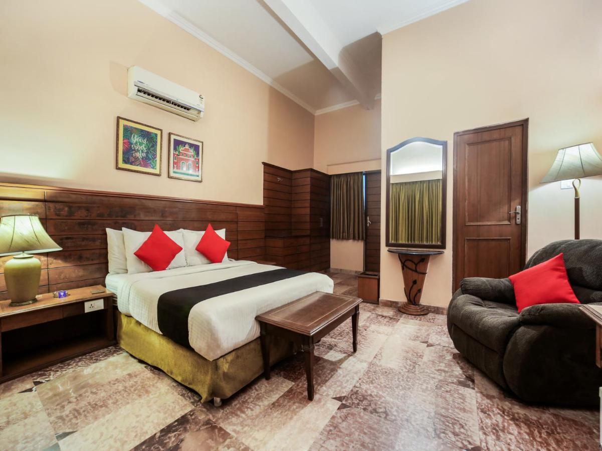Capital O 10953 Dayal Lodge - A Boutique Hotel Agra  Eksteriør bilde