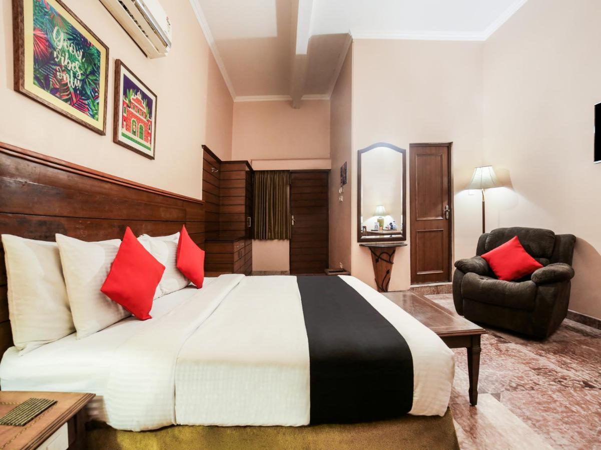 Capital O 10953 Dayal Lodge - A Boutique Hotel Agra  Eksteriør bilde