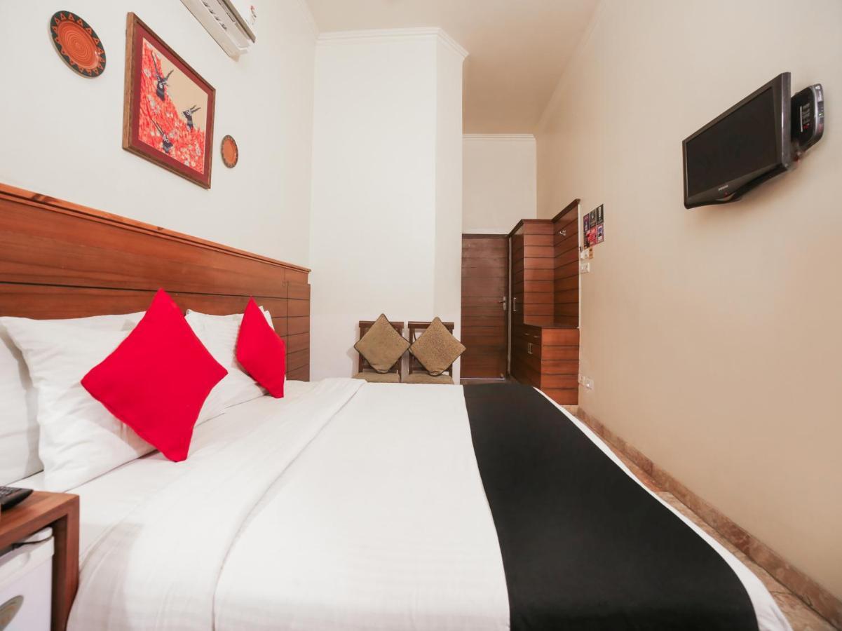 Capital O 10953 Dayal Lodge - A Boutique Hotel Agra  Eksteriør bilde