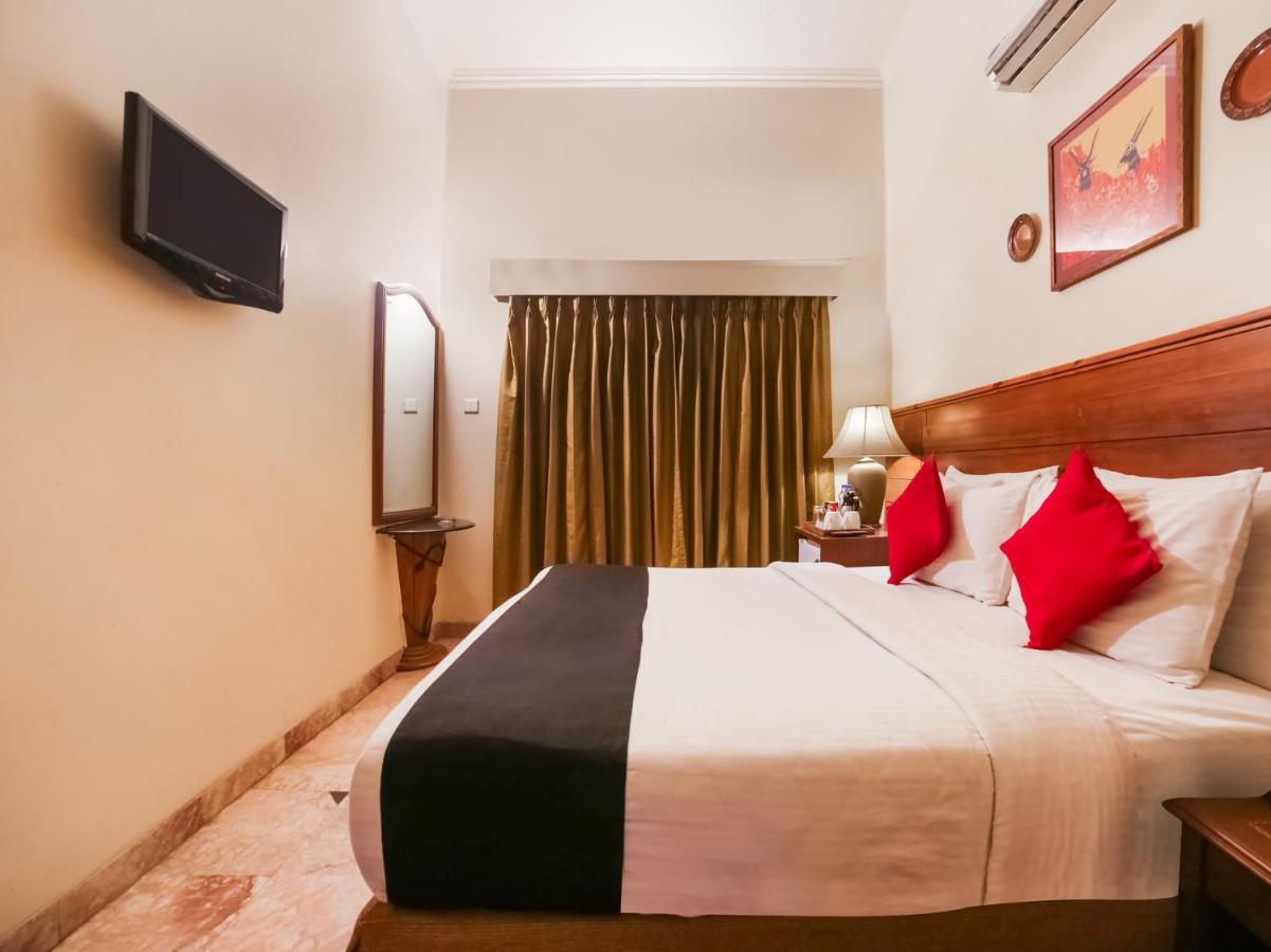 Capital O 10953 Dayal Lodge - A Boutique Hotel Agra  Eksteriør bilde